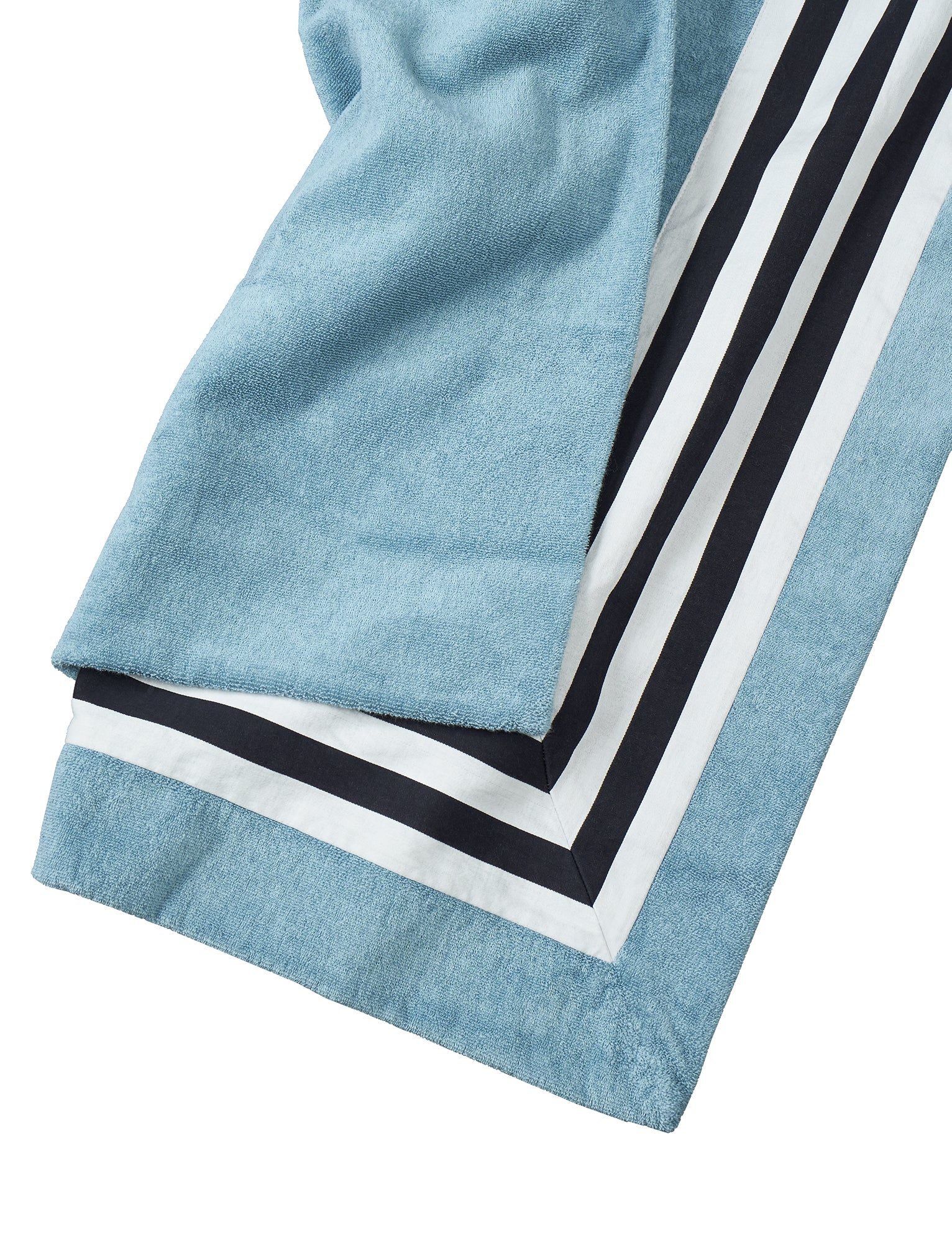 Abyss | Cannes Beach Towel - Image 4