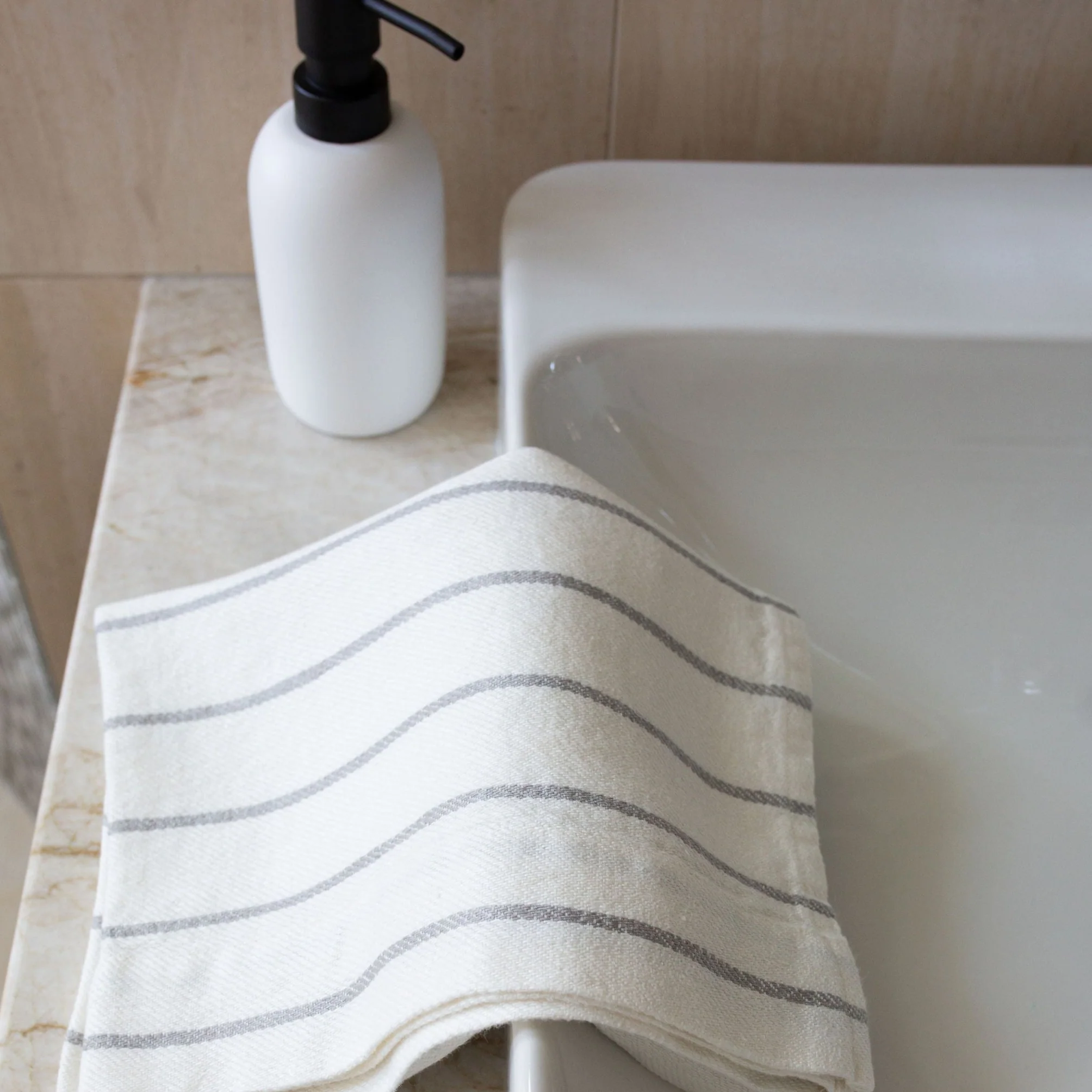 Forte Towels | 100% Italian Linen Towels - Image 4