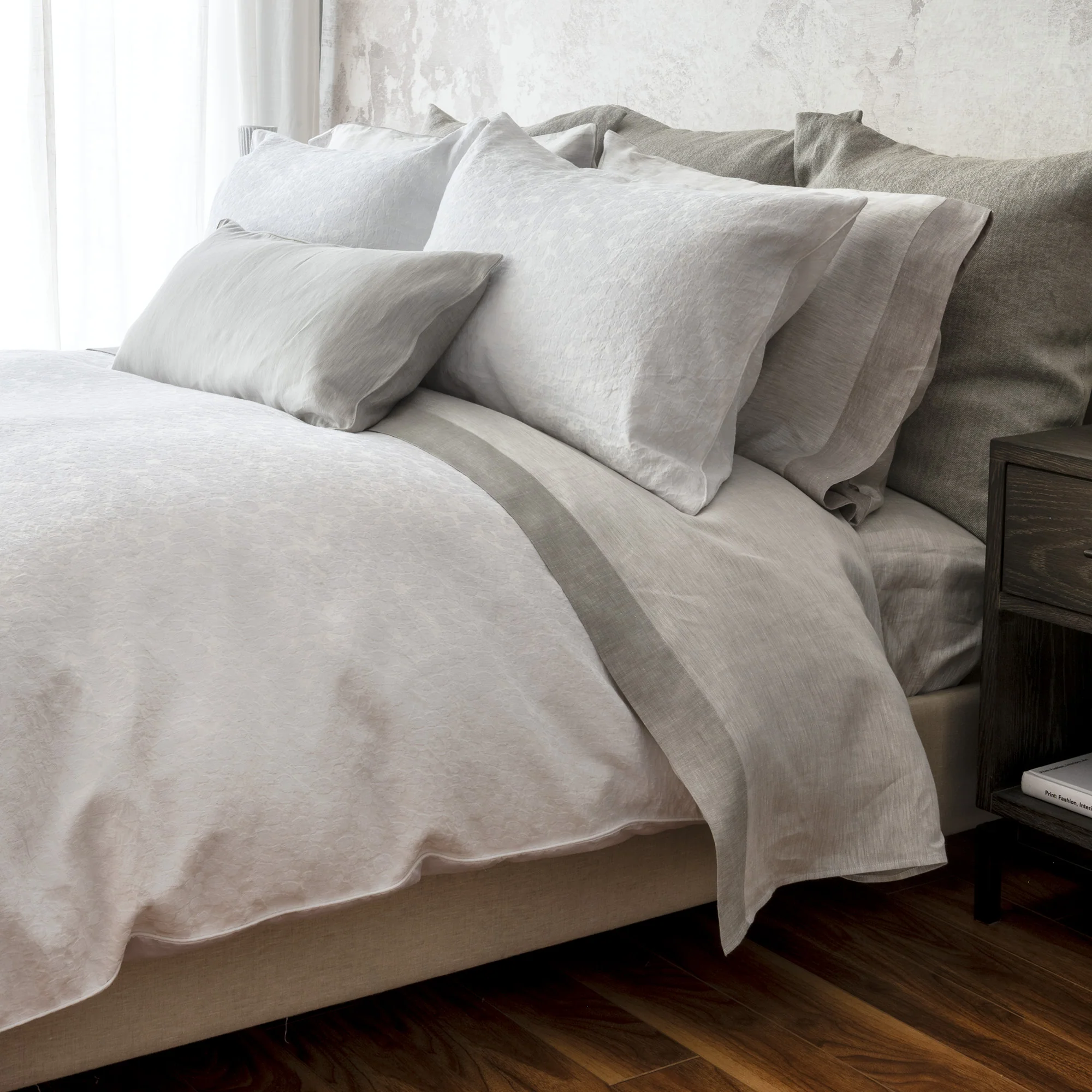 Halo | Duvet Cover | Jacquard | Giza & Linen - Image 4