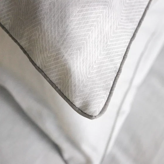 Milano | Duvet Cover | Jacquard- King Sample Sale - Image 3
